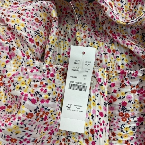 J Crew Ruffle Top in field day print - Picture 12 of 12